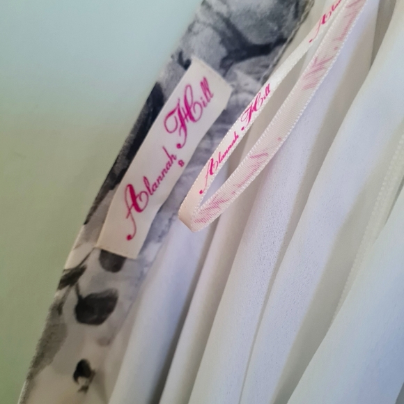 Alannah Hill skirt, Size 8 - Picture 4 of 4